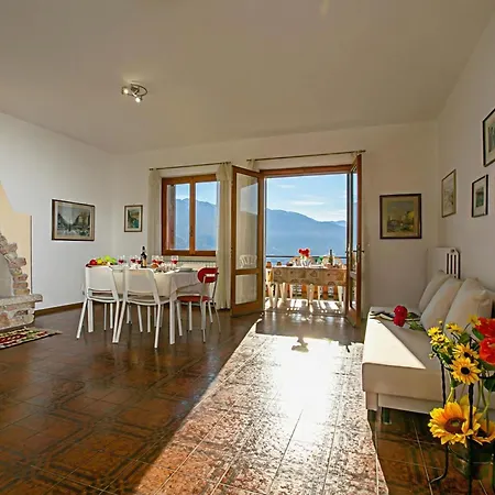 Balcone Panoramico Sul Garda - Happy